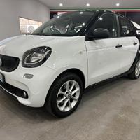 SMART FORFOUR AUTOMATICA 2019 NO TRATTABILE