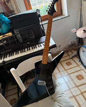 Chitarra elettrica Explorer