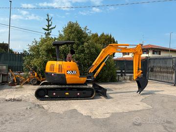 E89 Mini escavatore 40 q IHI 40 JX girosagoma