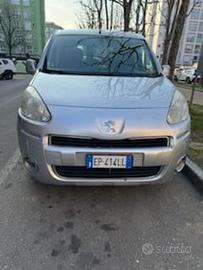 PEUGEOT PARTNER 5 POSTI