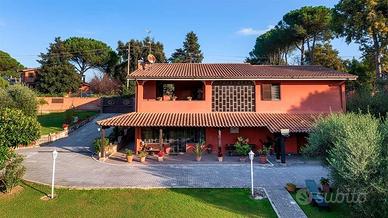 Villa di 200 m² con 5 locali a Palestrina