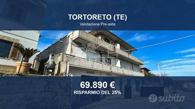 Immobile in asta di 443 m² con più di 5 locali e b