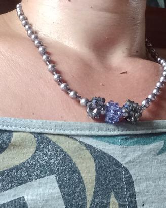 collana con pietre viola