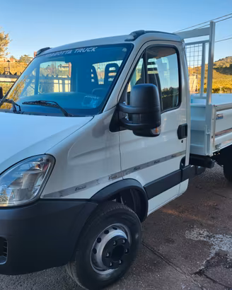 IVECO DAILY 60 ANNO 2011 PASSO3750 RIBALTABILE PAT