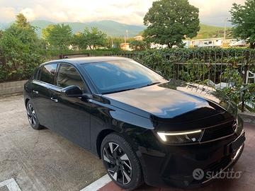 Opel Astra 1.5 Business Elegance