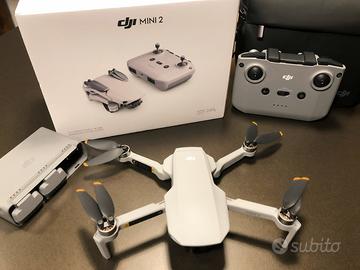 Drone DJI Mini 2 - Fly More Combo
