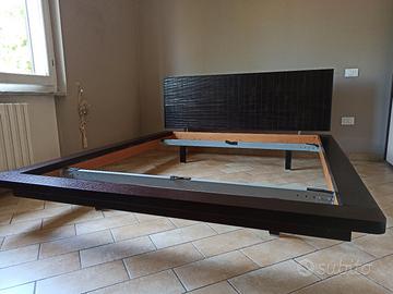 Letto matrimoniale in wengé