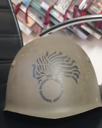 Elmetto M33 (modello 1933) originale Carabinieri.