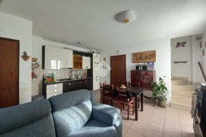 4 LOCALI A SAN COLOMBANO CERTENOLI