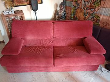  divano velluto rosso porpora