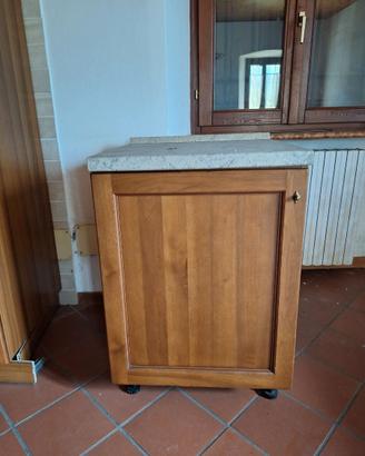 Mobile da cucina o sala