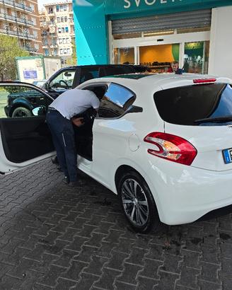 peugeot 208 1.4 hdi 68cv euro 5b