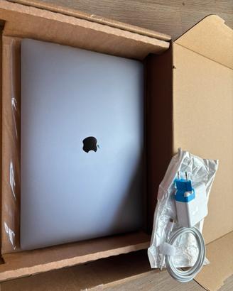 MacBook Pro 16 "