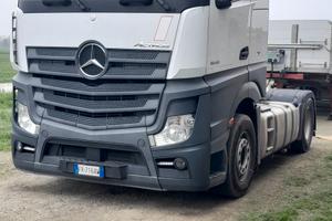mercedes actros