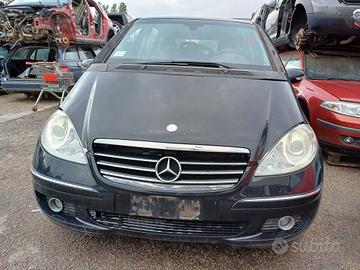 MERCEDES CLASSE A W169 2004 409.24 RICAMBI USATI