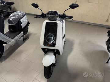 NIU NQi 100% ELETTRICO NQIX 500 SR 100 KM PRONTA