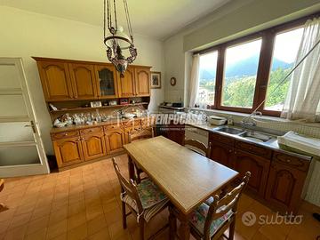 VILLA INDIPENDENTE CON GIARDINO A POCHI MINUTI DAL