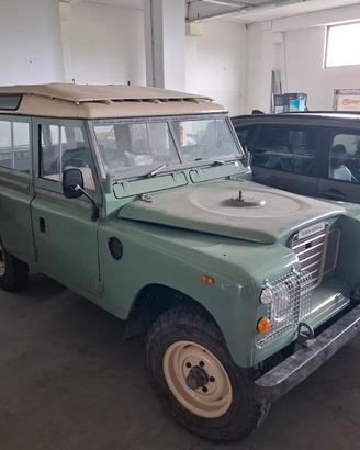Land Rover 109 serie 3