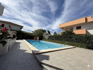 VILLA A SCHIERA A PALERMO