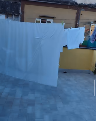 piccolo appartamento con terrazzo