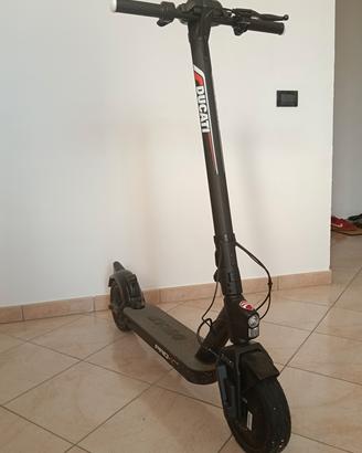 monopattino ducati pro 2 plus