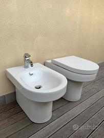 Coppia Sanitari bianchi