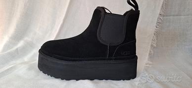UGG W Neumel Platform Chelsea BLK