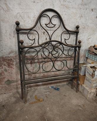 letto in ferro antico a  due piazze