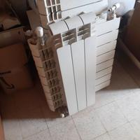 4 radiatori in alluminio + 1 arredobagno