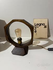 Lampada artigianale in Legno