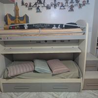 Letto contenitore a castello 