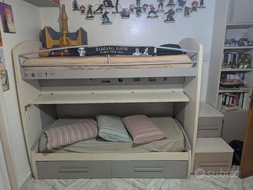 Letto contenitore a castello 