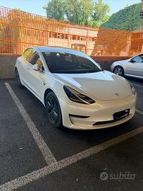 TESLA Model 3 dual motor long range