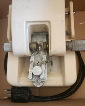 macchina  per lavorazione Nylor  ottica