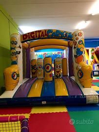 gonfiabile con ostacoli 6x3h3