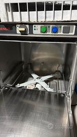 Lavastoviglie comenda