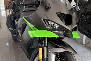 Kawasaki ninja zx10r 