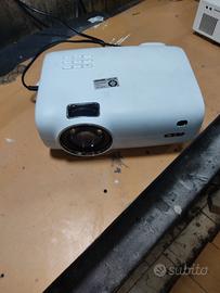 proiettore mai usato QZT