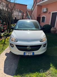 Opel adam automatica