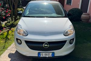 Opel adam automatica