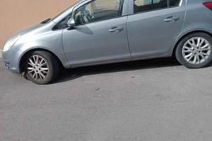 Opel corsa 4 serie