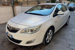 OPEL Astra 1.6 115CV 5P Cosmo IMPIANTO GPL UNIPRO