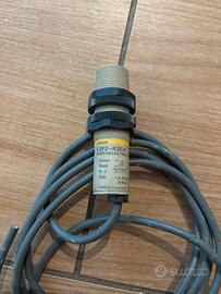 Fotocellula Omron E3F2-R2C4