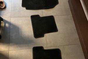 3 tappetini auto universali nero base