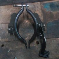 Benelli staffe poggia piedi