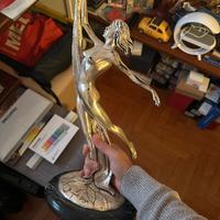 Mavchi 1976 sculpture