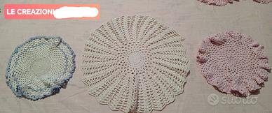 Tre centrini di filo vari colori rotondi 20€