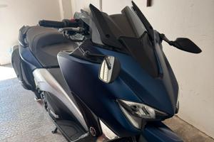Yamaha tmax