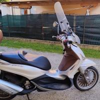 Scooter Piaggio Beverly 300