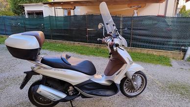 Scooter Piaggio Beverly 300